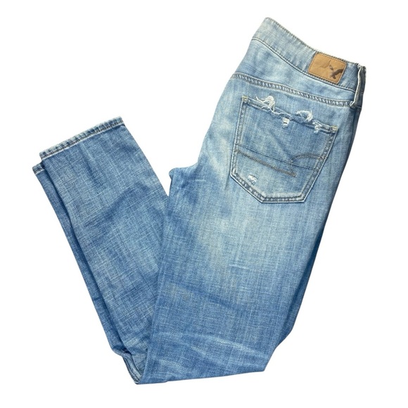 American Eagle Tomgirl Distressed Jeans‎ Size 2 Regular Light Wash - Picture 3 of 14